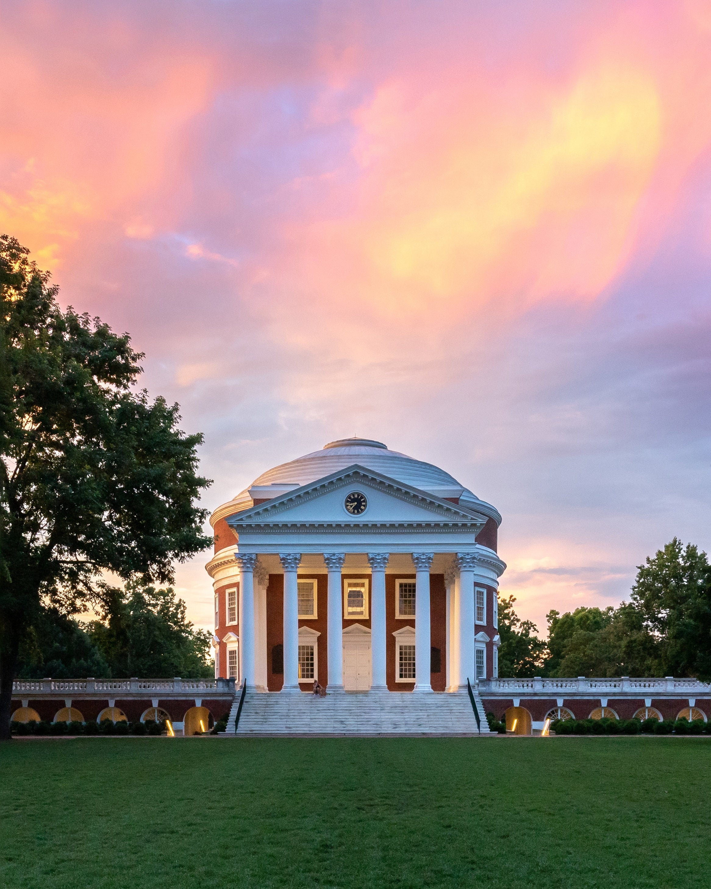 Uva Lawn Days 08 - sheliwm