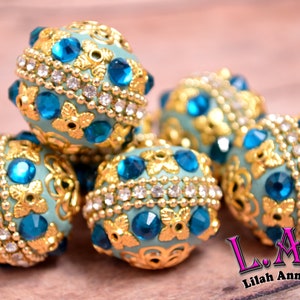 Filigrane Boho Perlen Handarbeit mit Kristallen - 2 Stück Set - 26 mm Blau - RSF104