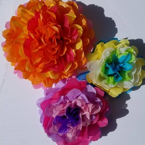 30 Fiesta flowers party pack Fiesta tissue paper flowers,Mexican Christmas/Navidad flowers, BabyShower,Birthday,Wedding shower, Quincenera.