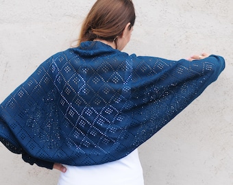 Las mujeres tejen cárdigan, cubierta azul, encogimiento de hombros, mujeres bolero, encogimiento de hombros de punto, cárdigan de gran tamaño, bolero encogido de hombros, encogimiento de hombros de ganchillo, encogimiento de hombros por la noche