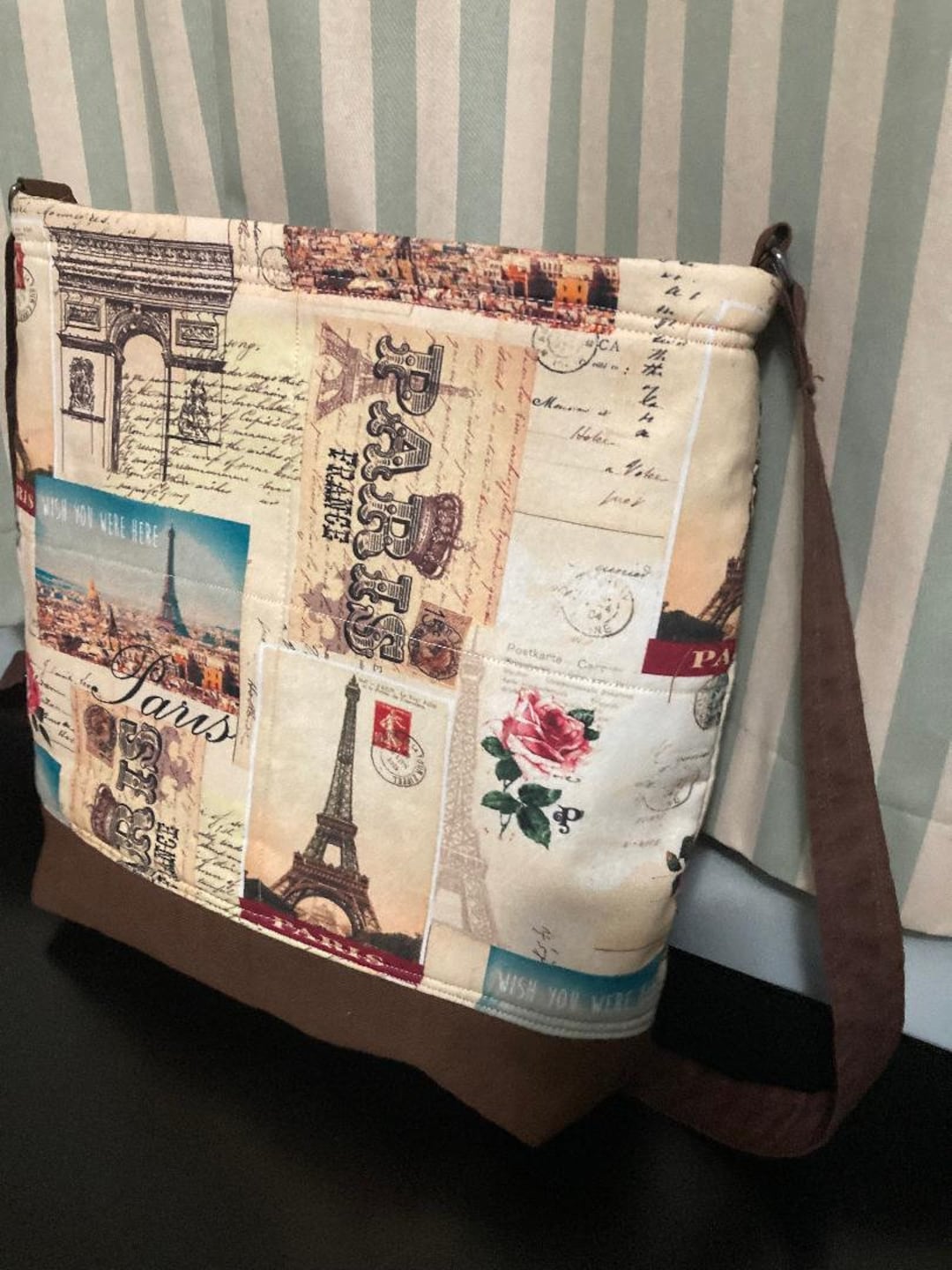 Eiffel Tower Print Pattern Crossbody bags