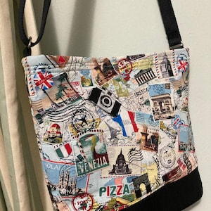 Post cards Quilted Crossbody Bag