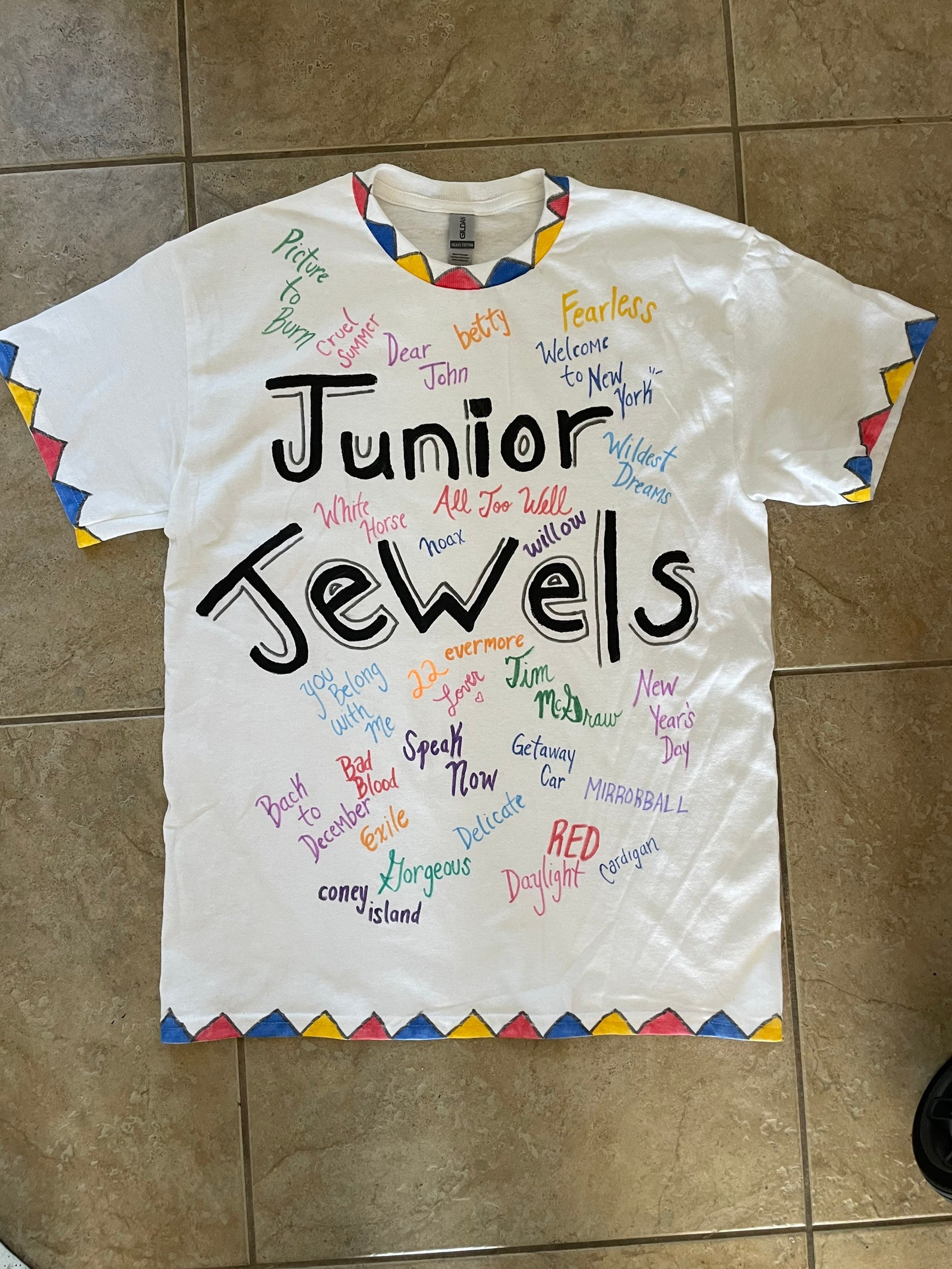 junior-jewels-t-shirt-taylor-swift-you-belong-with-me-shirt-etsy