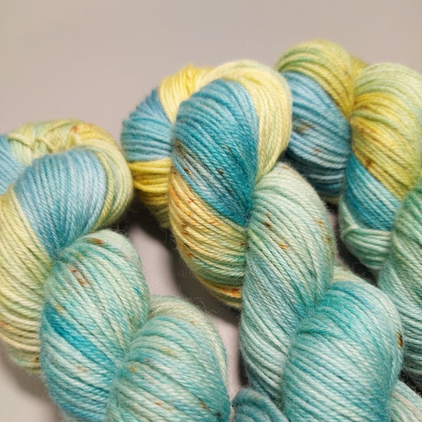 Handgefärbte Wolle / Strick- und Häkelwolle / Indie-gefärbtes Garn