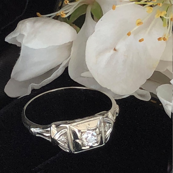 1930s Art Deco Diamond Ring 14K White Gold - image 4