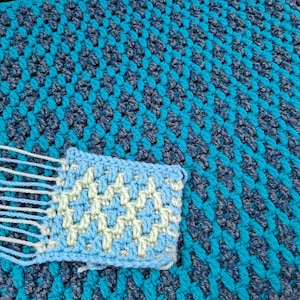 Mosaic Crochet Pattern # 55 - Charts with WRITTEN row repeats- Multiple of 4+4