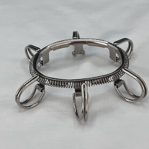 Simanco 35774 darning hoop for Featherweight 221, 222, 201, 66, 99 Singer Featherweight machines