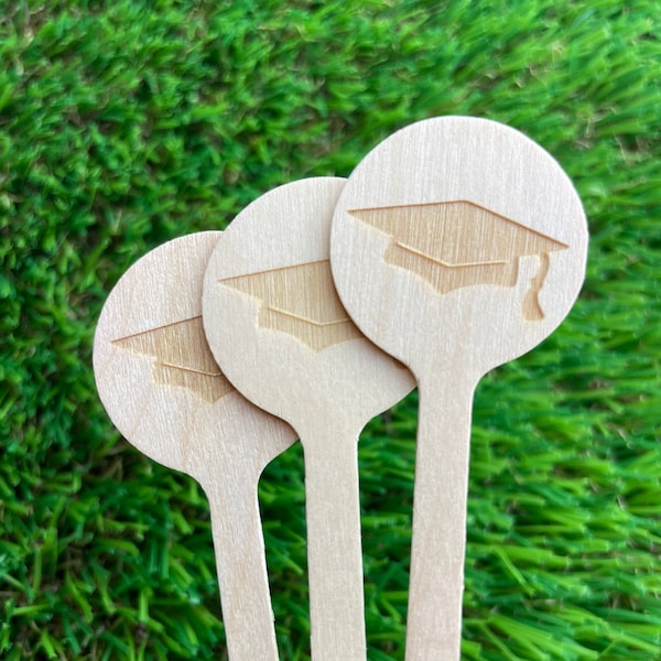 Graduation Cap - Set of 50 Wood Engraved Stir Sticks, Cocktail sticks, Class of 2021 Graduation Party - Round Top