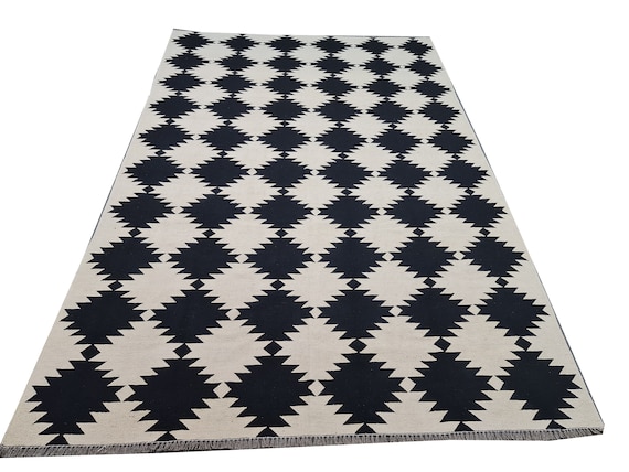 Black and white geometric rug, geometric design rug, custom rug, wool rug, kilim rug, 8x10 geometric rug, 9x12 kilim rug, 4x6 wool rug, 5x7