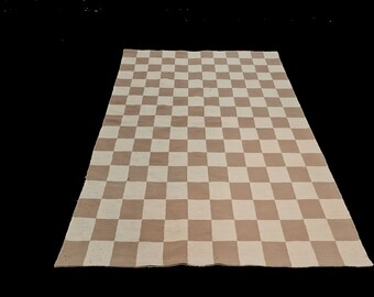 Braun-weißer Teppich, karierter Teppich, Büffelteppich, Schachbrettteppich, Teppich nach Maß, 200x300, Kelim Teppich, Wollteppich