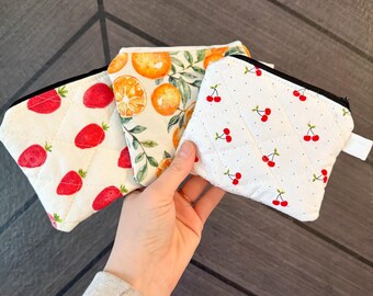 Pochette porte-clés fruits matelassée - Porte-monnaie aux fraises, aux cerises et aux oranges