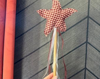 Baguette magique de fée patriotique pour enfants | Baguette magique étoilée du 4 juillet | Déguisement rouge blanc bleu | Baguette magique en ruban faite main