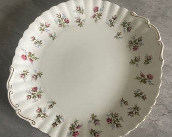 Royal Albert ‘Winsome’ cake plate ’ (Perfectly paired with a 3 tier cake stand) Cupcake, muffin vintage plate