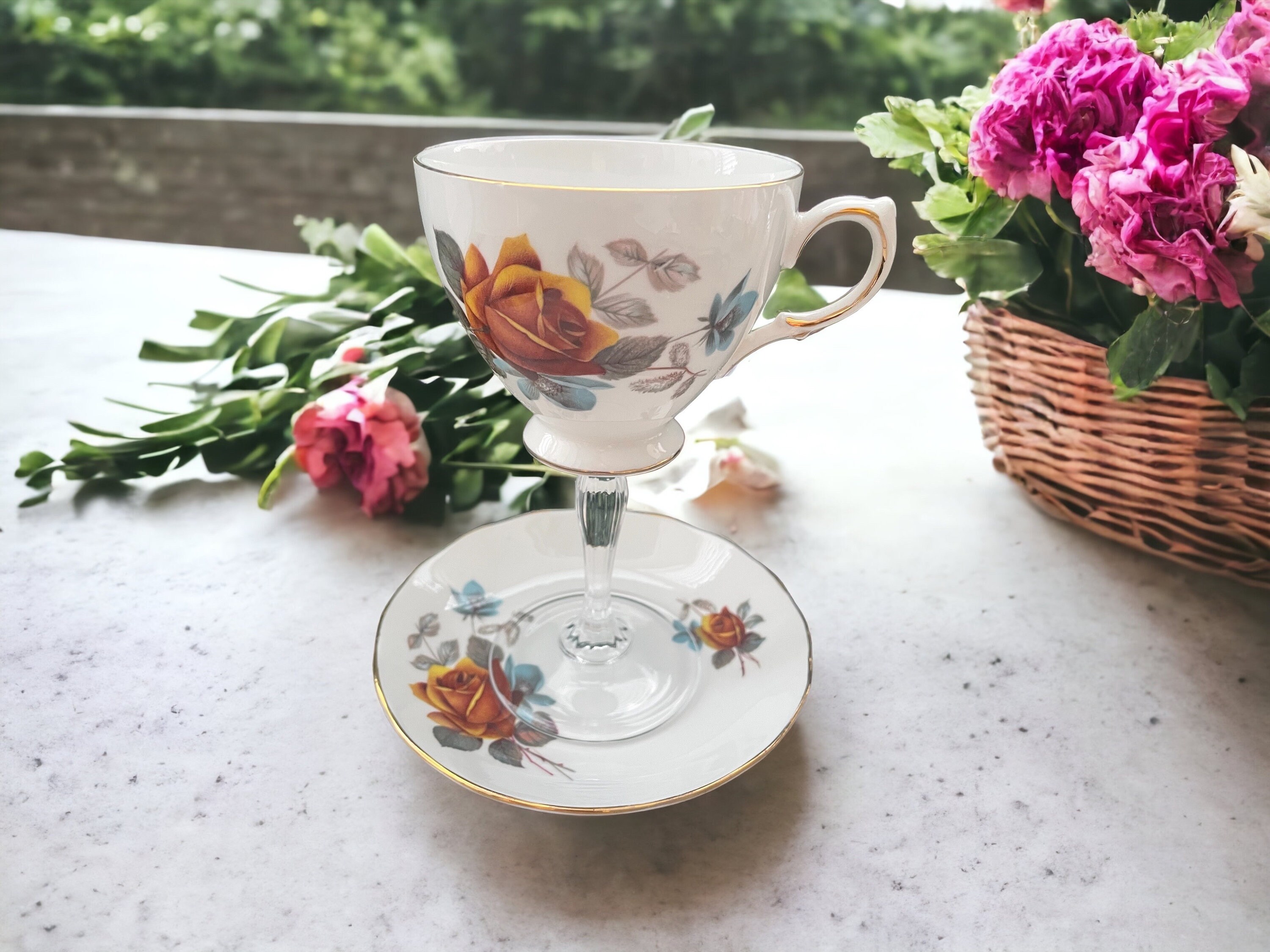 Stemmed tea cups deals