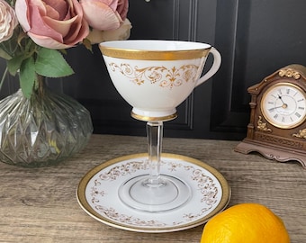 Tipsy Belle - Royal Doulton ‘Belmont’ Tipsy Cocktail Tekopp - Vintage Tekopp Vinglas - Tekopp på Vinstjälk - Kristallvinglas