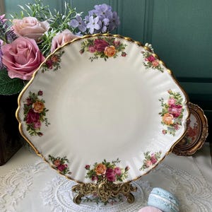 Royal Albert Cake Plate ‘Old Country Roses’ (large) vintage China | replacement China | cupcake plate | vintage wedding | high tea china