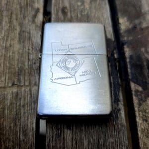 Zippo lighter vintage Marlboro 2002