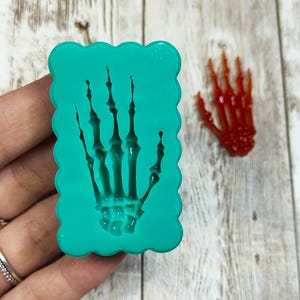 Skull hand silicone mold 5cm for resin, plaster, wax, soap, jesmonite and polymer clay creations