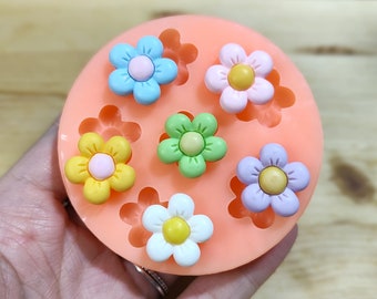 Flowers silicone mold 6pcs 2 cm for resin, plaster and polymer clay creations