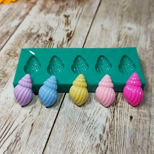 Seashells silicone mold 5pcs 2cm for resin, plaster, wax, soap, candle, jesmonite and polymer clay creations