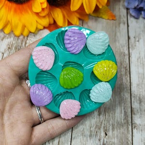 Sea Shells silicone mold 8pcs 2cm for resin, plaster, wax, soap, candle, jesmonite and polymer clay creations