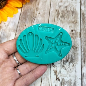 Sea Shell and Starfish silicone mold 2pcs 4cm for resin, plaster, wax, soap and polymer clay creations