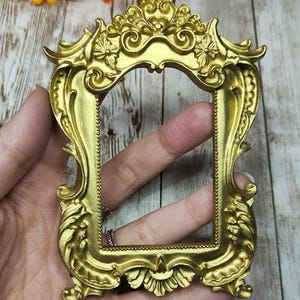 Big Frame silicone mold 13x9cm for resin, plaster, wax, soap, candle, jesmonite and polymer clay creations