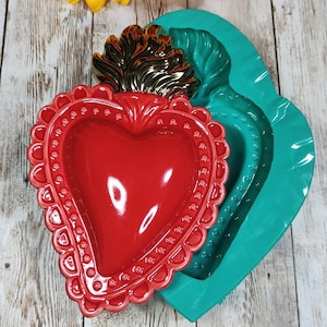 Sacred Heart silicone mold 11x16x3 cm for resin, plaster, wax, candle, soap,  jesmonite and polymer clay creations