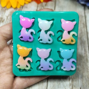 Cats silicone mold 6pcs 2,5cm for resin, plaster, wax, soap, candle, jesmonite and polymer clay creations