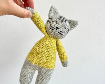 Tabby Cat Plushie Amigurumi Crochet Pattern | Digital File PDF | English & Dutch | Stuffed Animal | Kitten Baby Toy Rattle Crochet Pattern