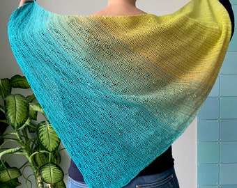 Sunny Waves Shawl Crochet Pattern, asymmetrical triangular shaped scarf | PDF digital file | English & Dutch