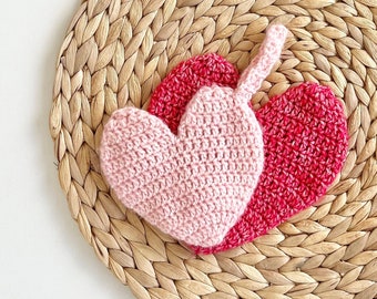 Heart Lovey Crochet Pattern | PDF digital file | English & Dutch