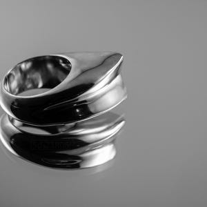 Contemporary Geometric Ring: Bold, Unisex Design, Massive Modern Statement Jewelry, Size 6 3/4 image 7