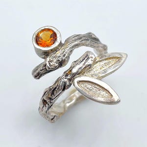 Tree twig ring, silver branch ring, Natural citrine ring, orange quartz ring, open ring, statement ring, wrap ring branch wedding, leaf ring