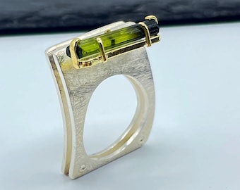 Green tourmaline gold ring for women, contemporary gemstone ring, modern ring stone, artistic and sculptural ring, Handmade and unique piece