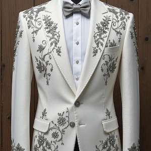 Mens Embroidery Suit Three Piece Classic Style Cream Mens Suit for Wedding Prom,Groom Wear Groomsmen Suit.