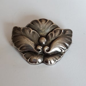 Vintage Georg Jensen Sterling Silver Pin 107 Early GI Mark