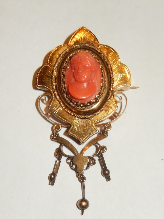 Antique Victorian 14k Gold Coral Cameo Tassel Pin