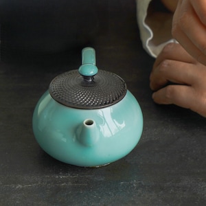Handmade Celadon Teapot, Chinese Gongfu Tea Pot, 220ml Ceramic Teapot
