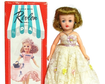 Miniature 1:12 scale vintage 1950's Brunette REVLON DOLL Dollhouse Prop TOY BOX 