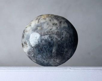 Merlinite Palm Stone | Dendritic Opal Palmstone