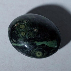 Kambaba Jasper Palm | Crystal Palm Stone