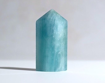 Punta Aguamarina Azul / Torre de Cristal Aguamarina