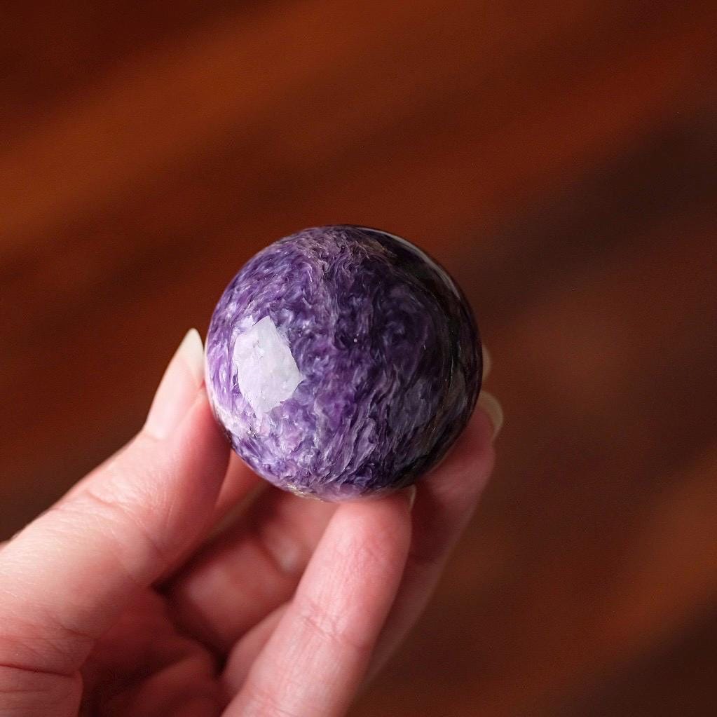 専用ページ チャロアイト スフェア40mmΦ Buy Purple Charoite Sphere | Charoite Crystal Sphere Online in