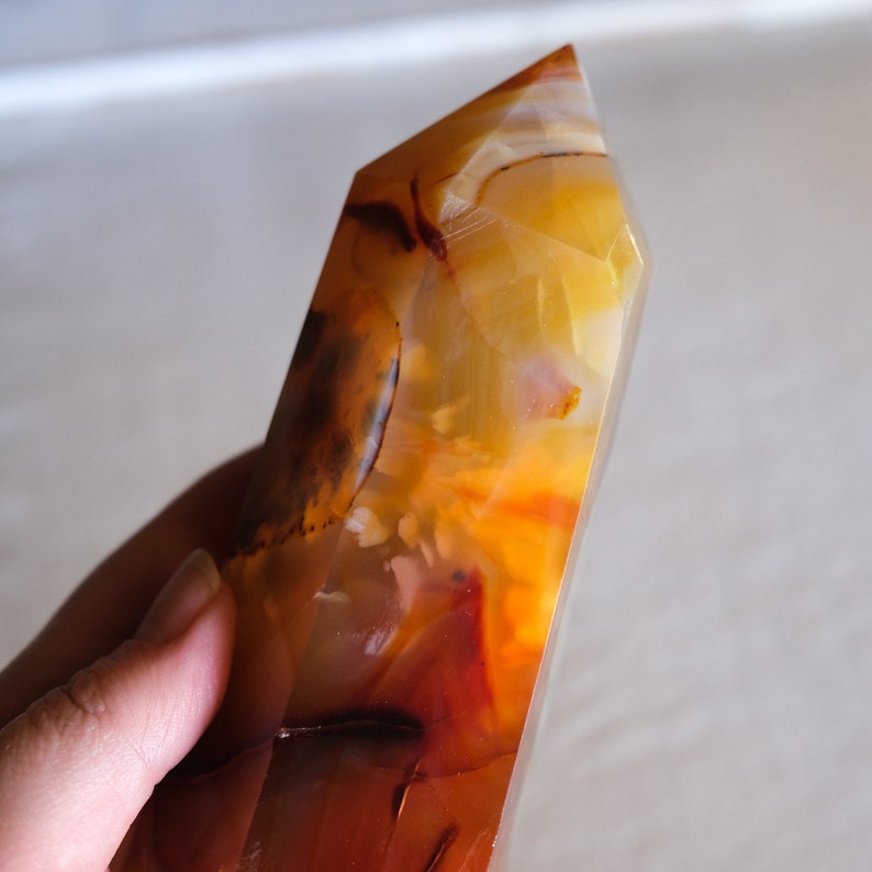 Crystal Point Colorful Carnelian Large Carnelian Tower