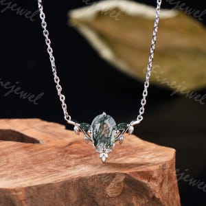 1.5 CT oval moss agate pendant necklace leaf vine green crystal leaf branch necklace nature inspired handmade proposal gifts for women