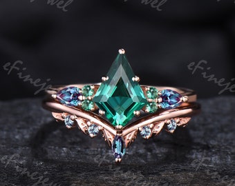 Vintage kite cut emerald engagement ring set cluster alexandrite wedding ring set nature inspired bridal set for women leaf promise ring