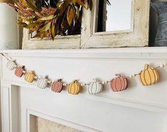 Fall Pumpkin garland decoration for Autumn themed mantle, Thanksgiving  decor