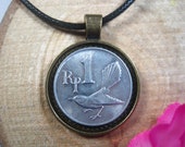 White-Browed fantail Bird Rhipidura aureola Indonesia Jakarta 1 Rupiah 1971 Bronze Tone 25mm Bezel Coin Pendant Jewelry Necklace
