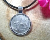 Lion Shem 39 ra servant of Jeroboam Israel 1 2 Sheqel 1980-1985 ישראל Silver Tone 20mm Bezel Coin Pendant Handmade Jewelry Necklace
